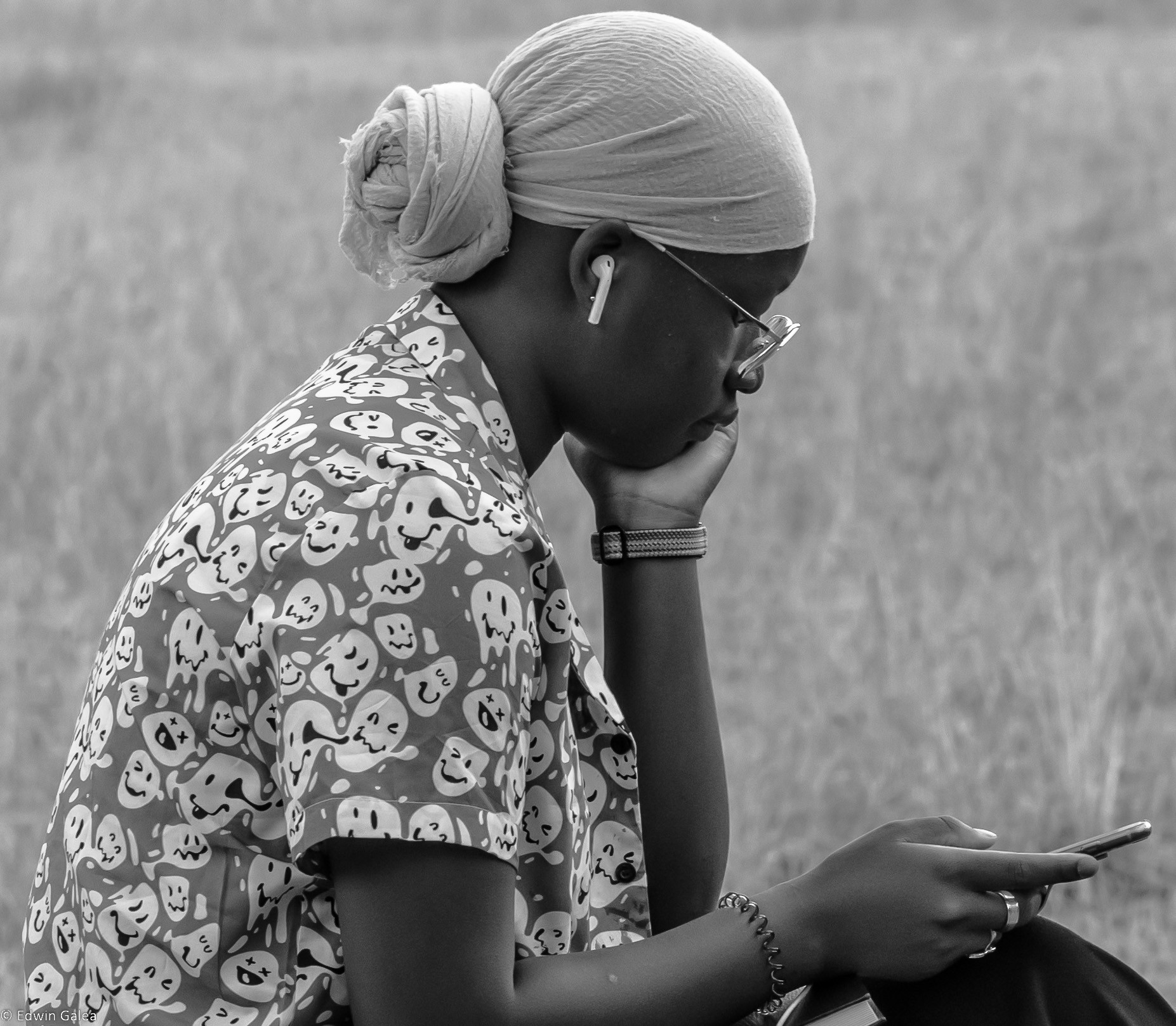 woman_reading-5.jpg